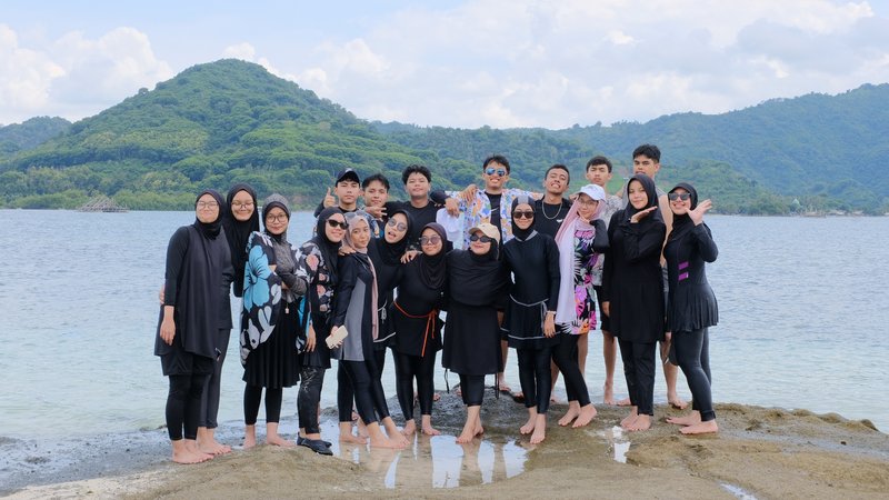 Paket Tour Lombok – Wisata Rombongan di Pantai Eksotisk-grup